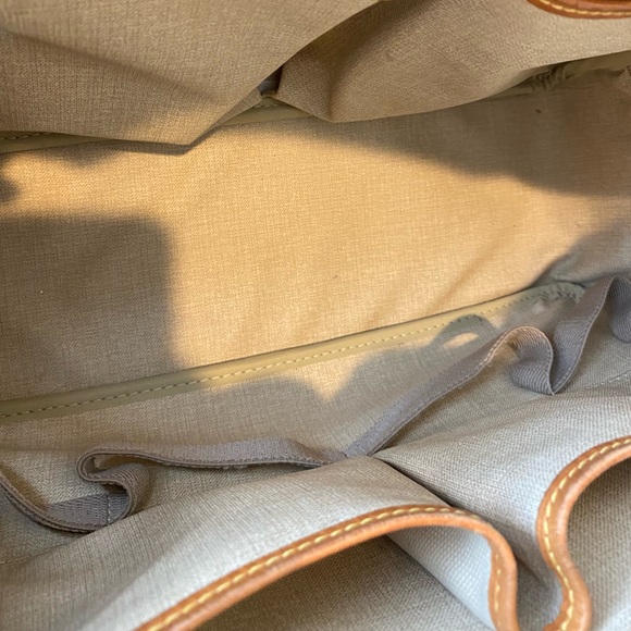 Louis Vuitton Deauville in great condition. Similar to Alma. - Picture 9 of 16